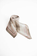 Apaszka jedwabna - Beżowa - Diana - Detal