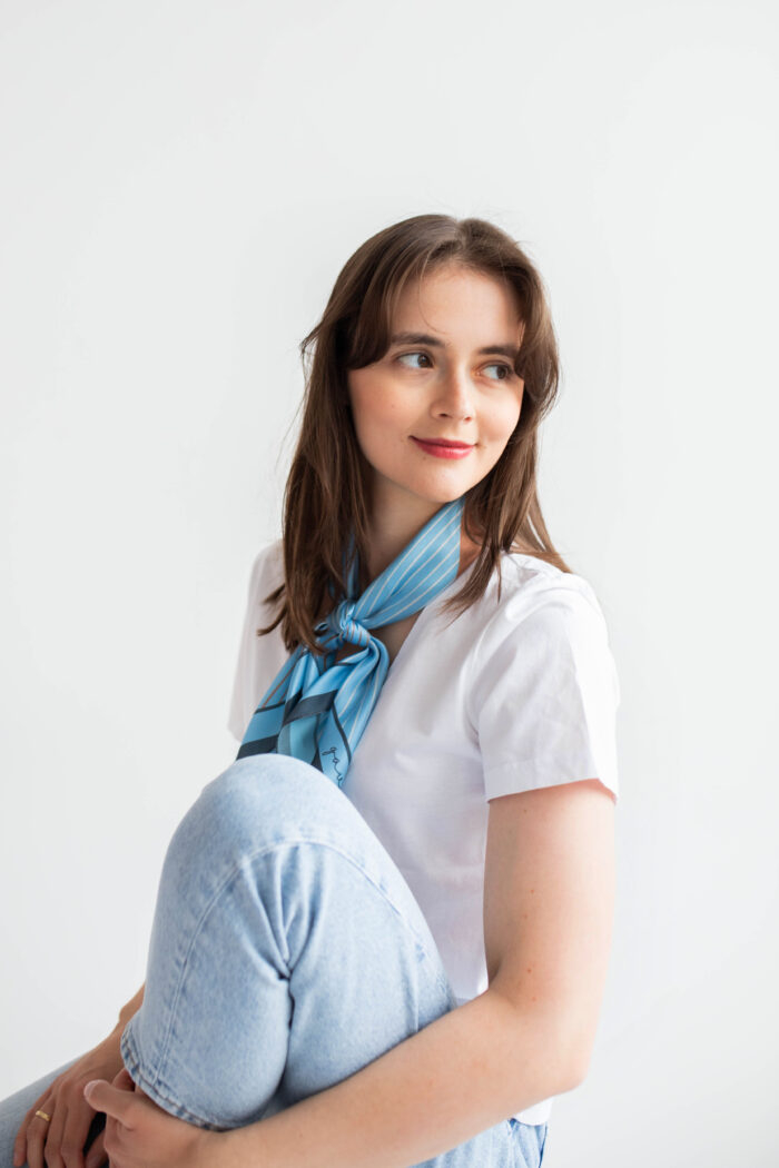 Apaszka jedwabna - Niebieska - Pola