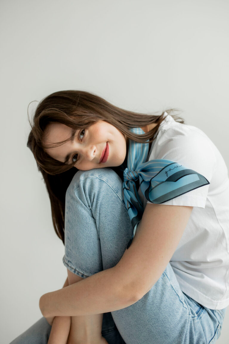 Apaszka jedwabna - Niebieska - Pola